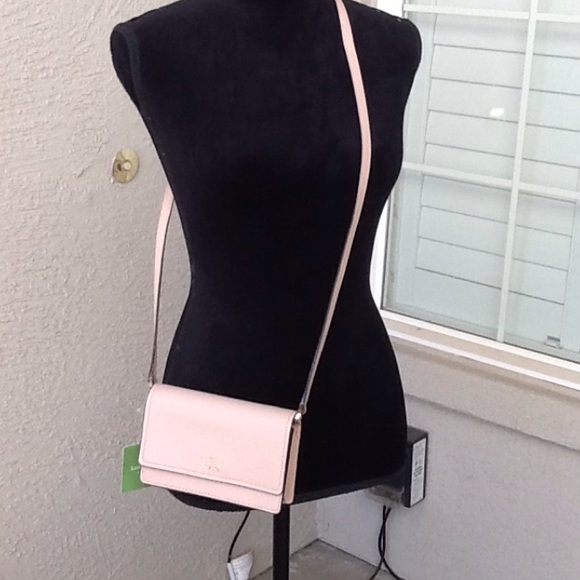 kate spade Handbags - Kate Spade Neutral Color Crossbody
